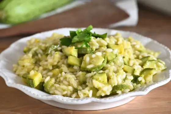 Risotto con zucchine cremoso, i trucchi per farlo al dente