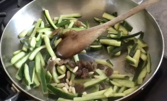 Zucchine in agrodolce in padella, con i trucchi giusti